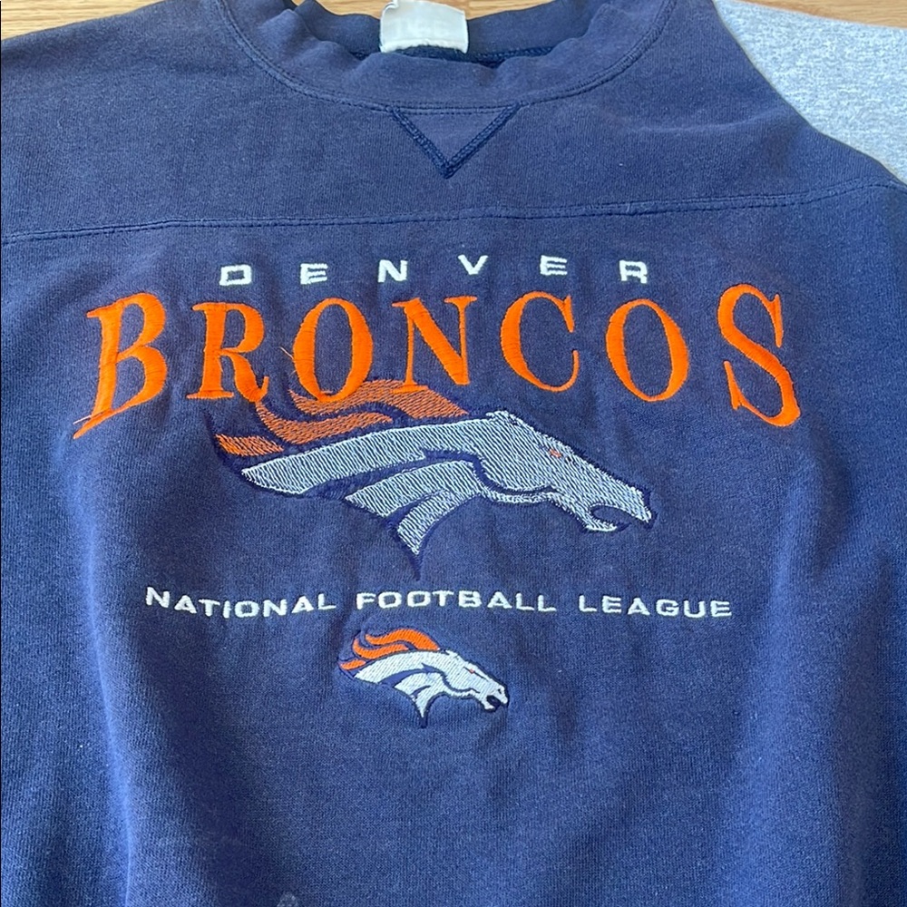 VTG Denver Broncos Reworked Crewneck - Picture 3 of 4